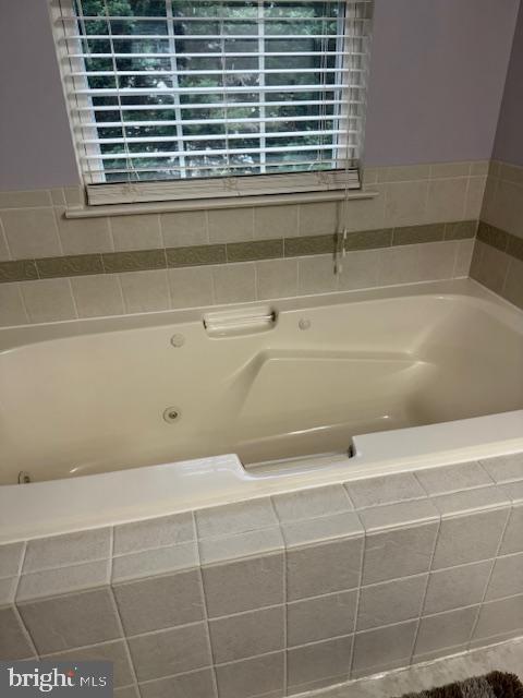 GARRISON LAKE GREE - Residential
