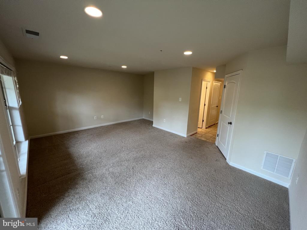 MILLSTONE VILLAGE - Residential Lease