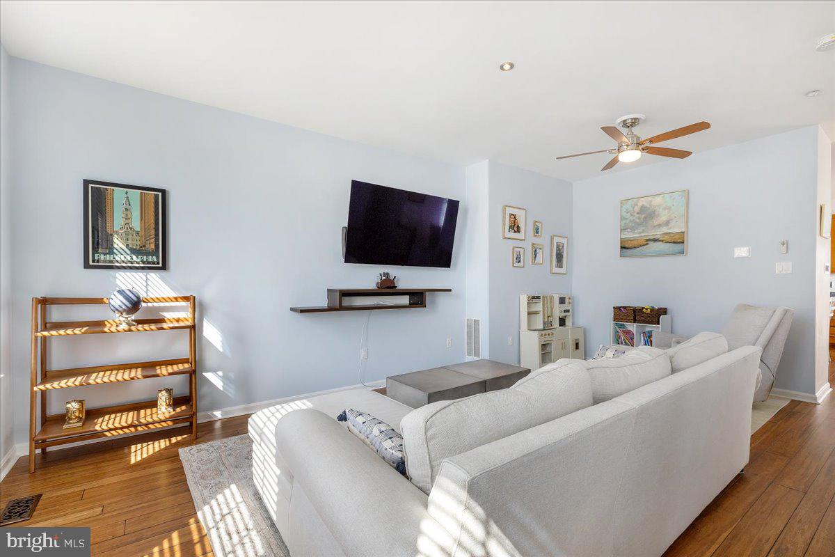 CANTON MILLS - Residential Lease