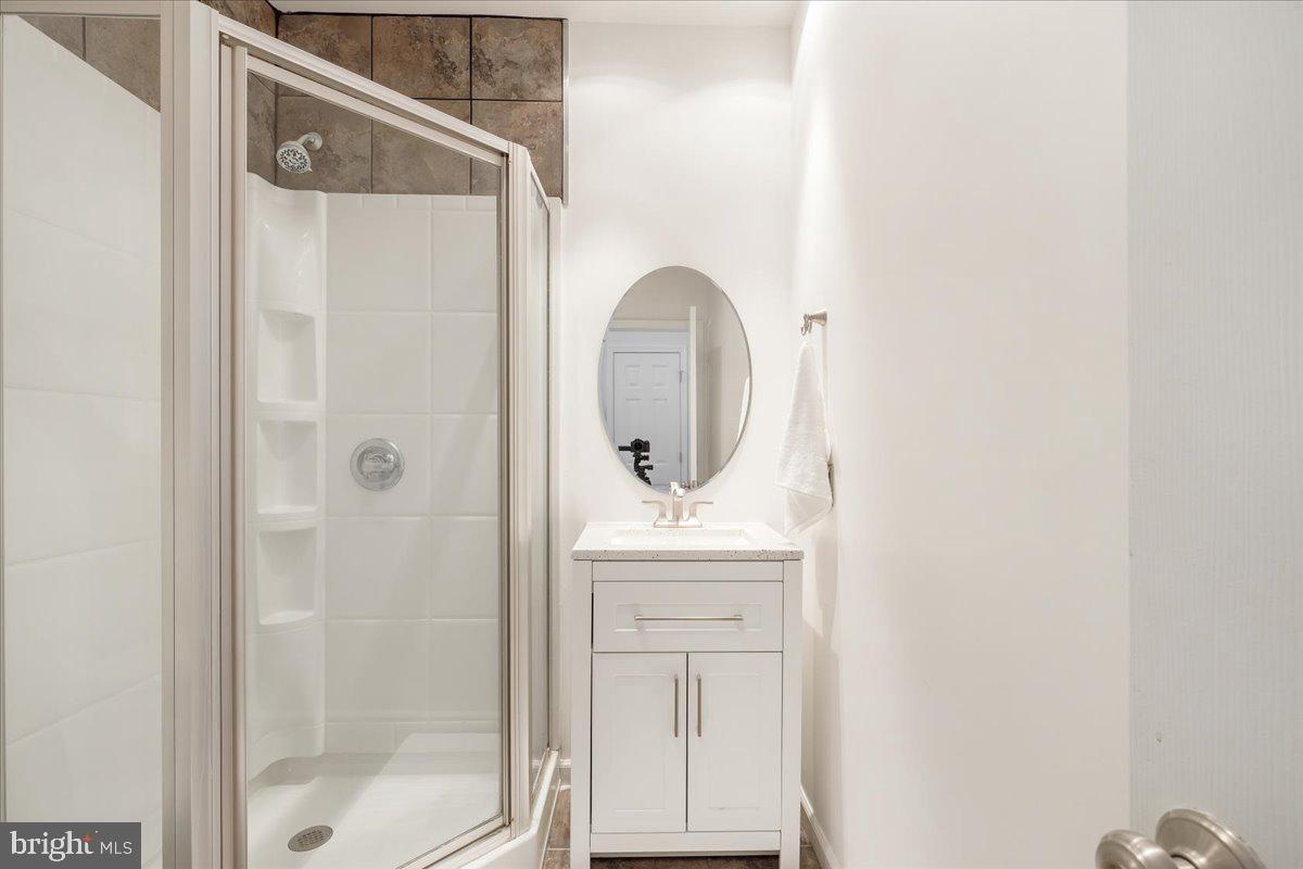 CANTON MILLS - Residential Lease