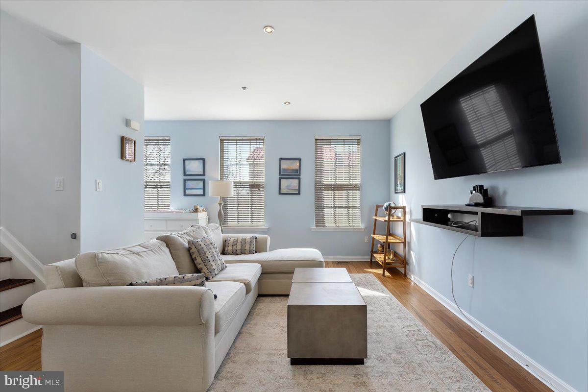 CANTON MILLS - Residential Lease