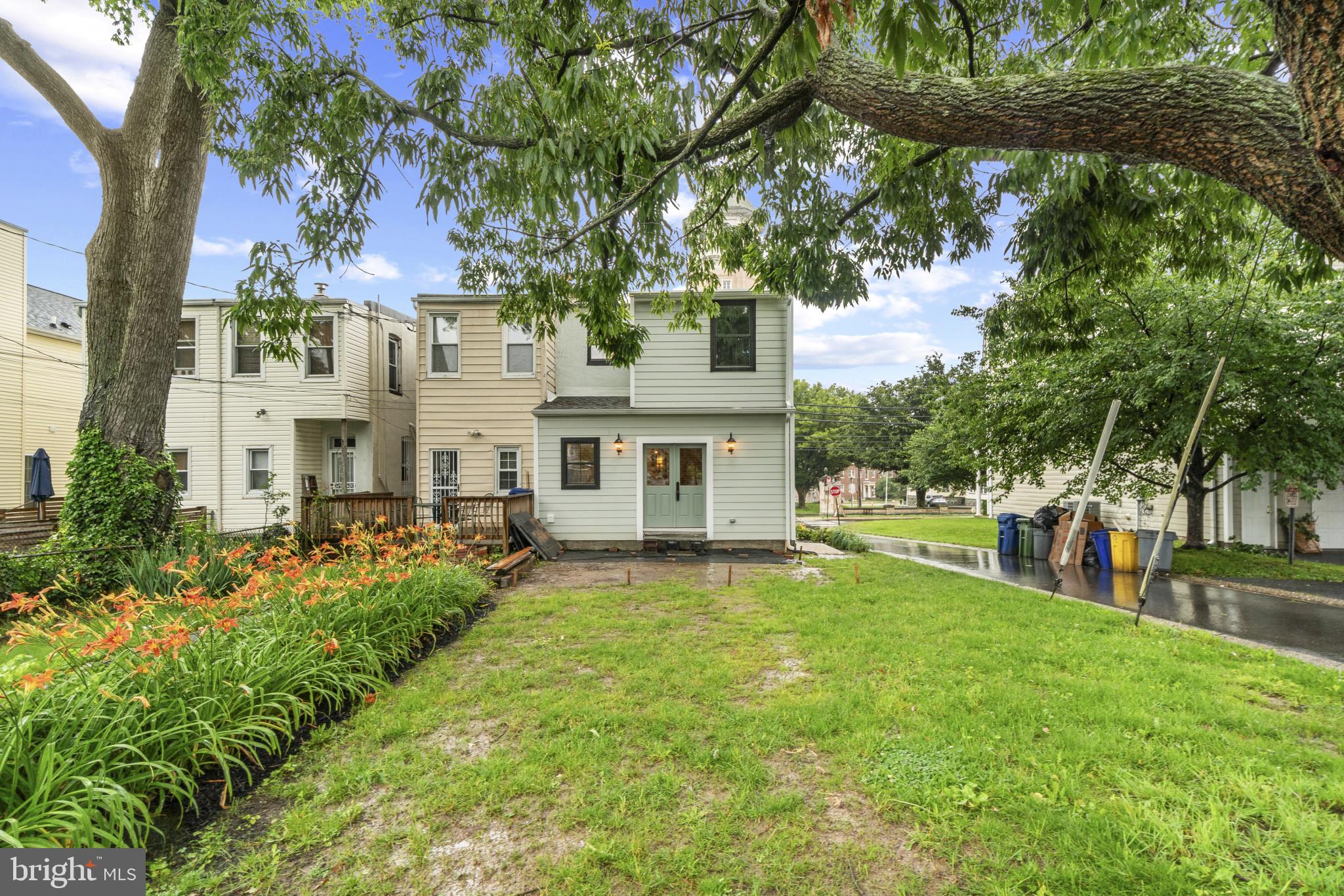 ROLAND PARK - Residential