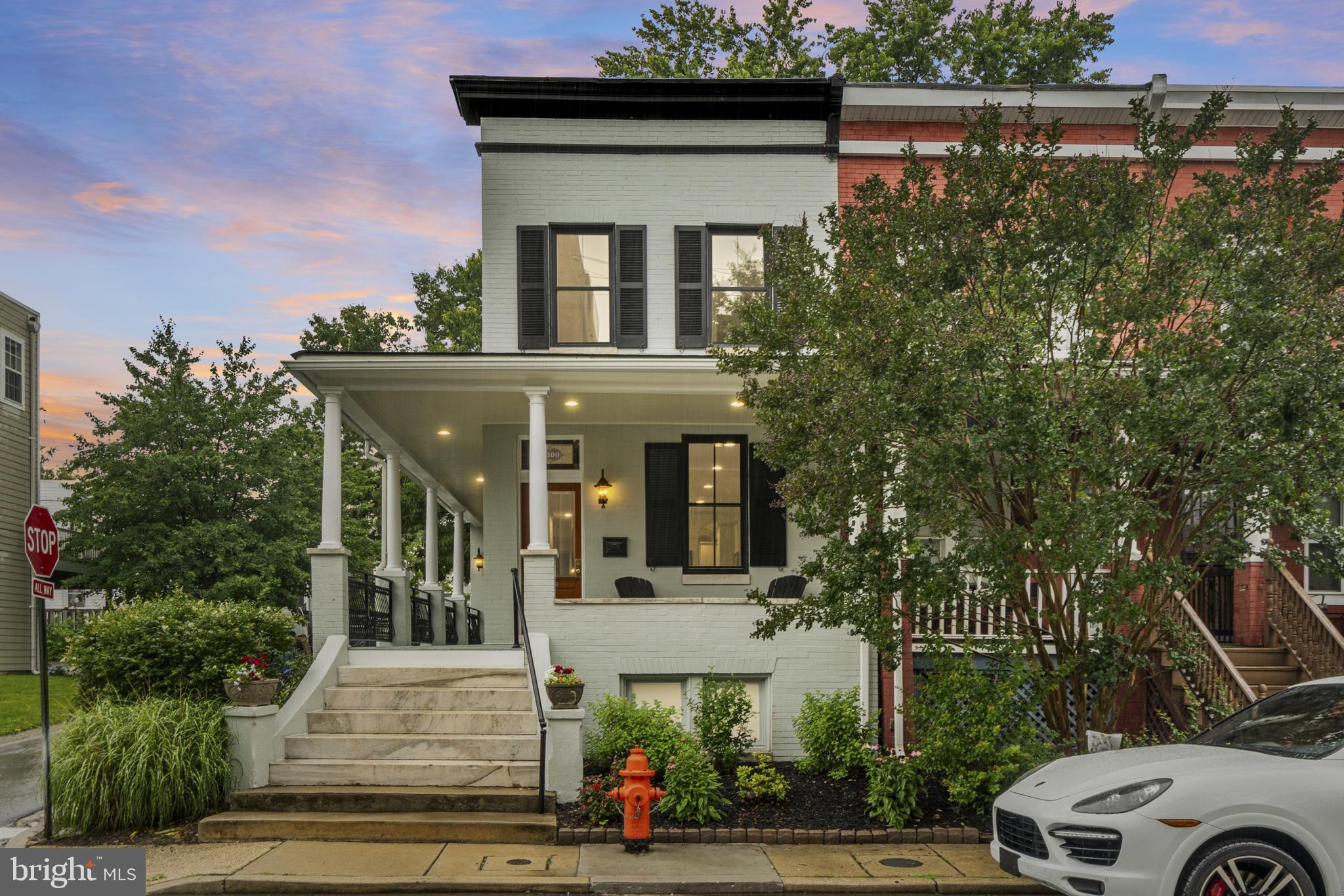 ROLAND PARK - Residential