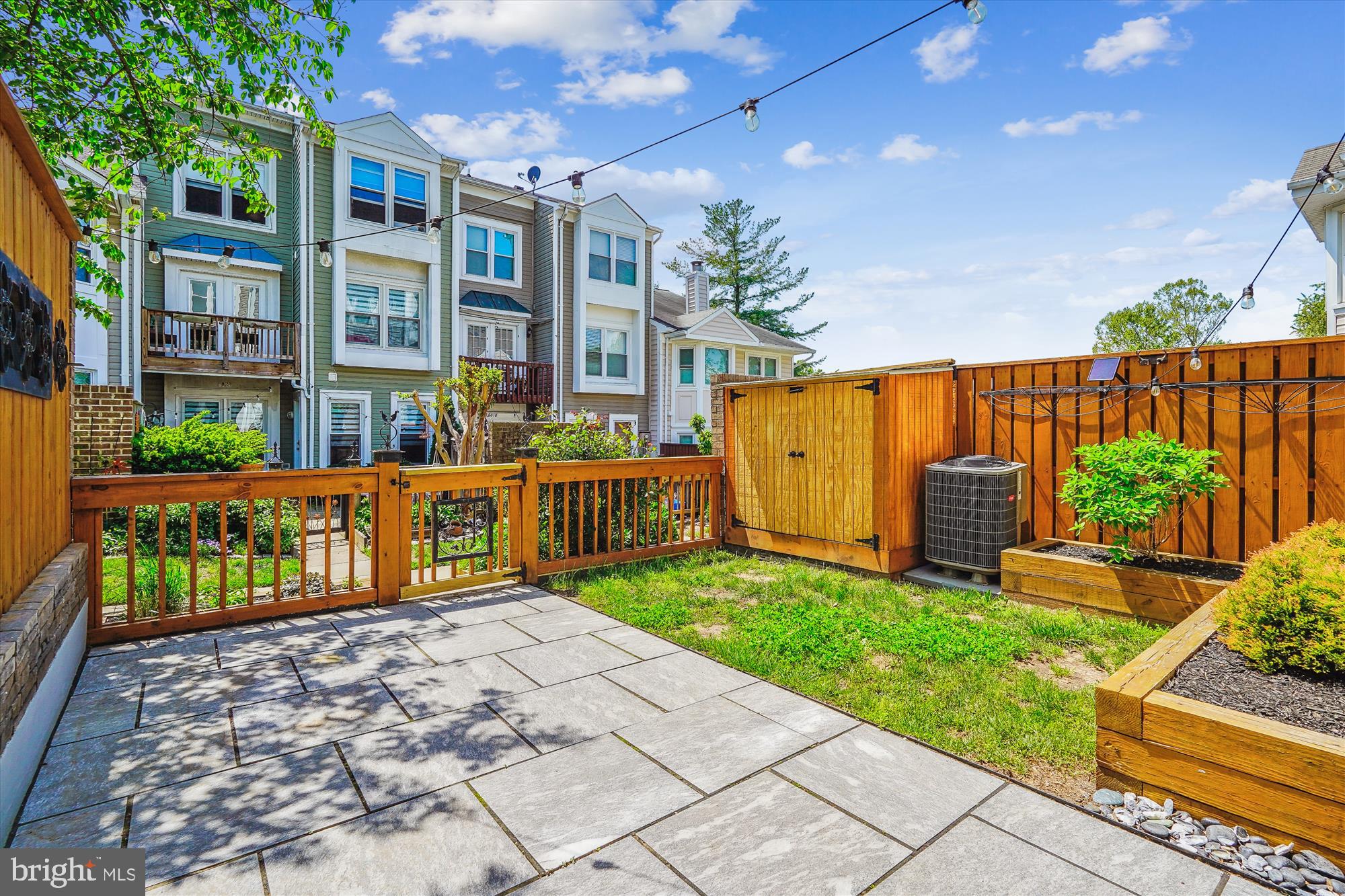 LITTLE ROCKY RUN - Residential Lease