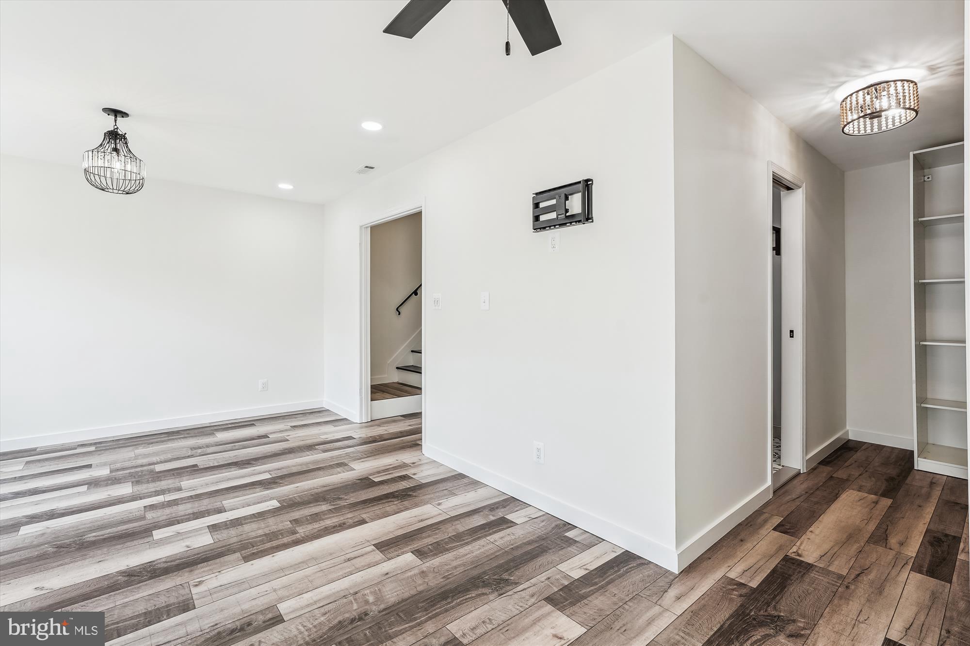 LITTLE ROCKY RUN - Residential Lease