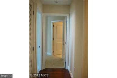 ONE PARK CREST - Residential Lease