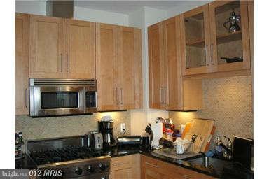 ONE PARK CREST - Residential Lease