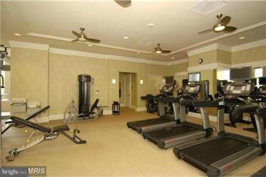 ONE PARK CREST - Residential Lease