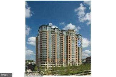 ONE PARK CREST - Residential Lease