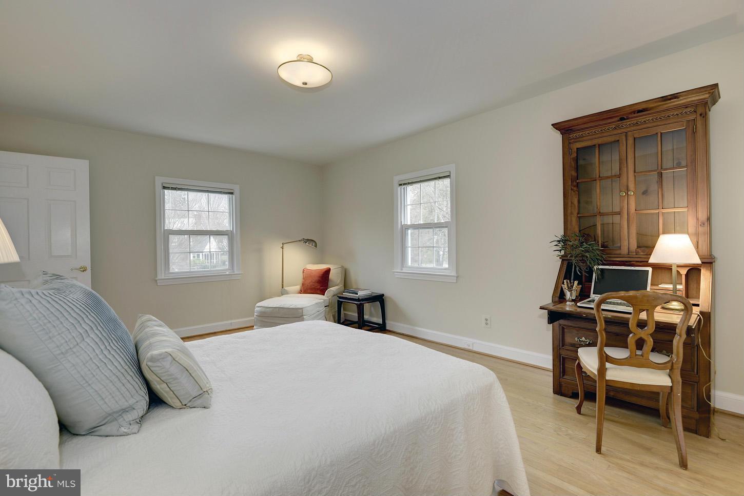 CHEVY CHASE - Residential