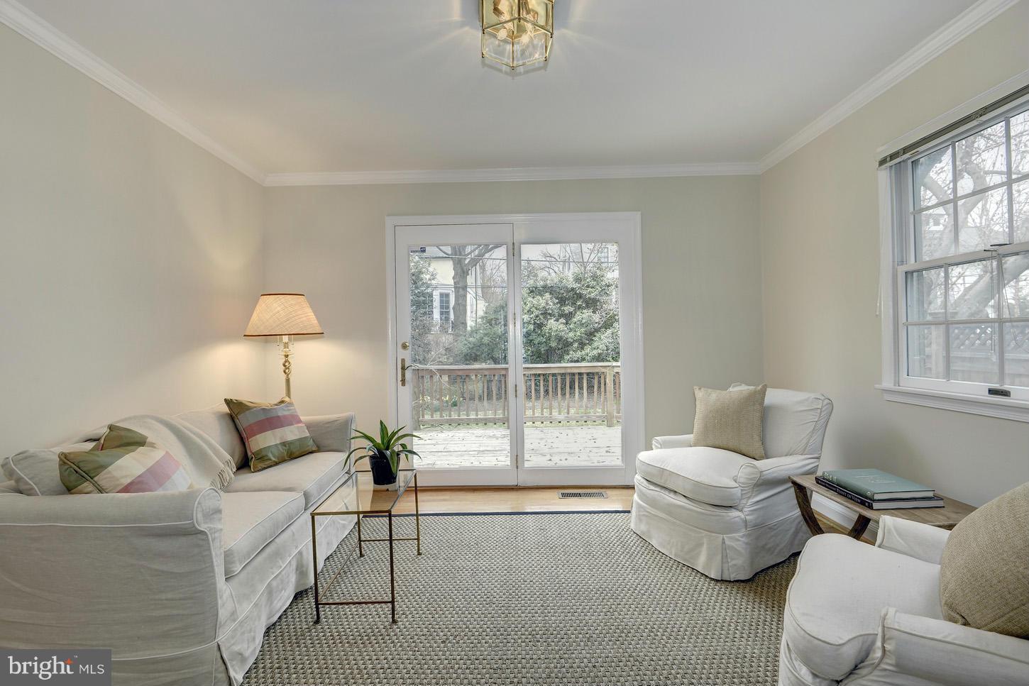 CHEVY CHASE - Residential