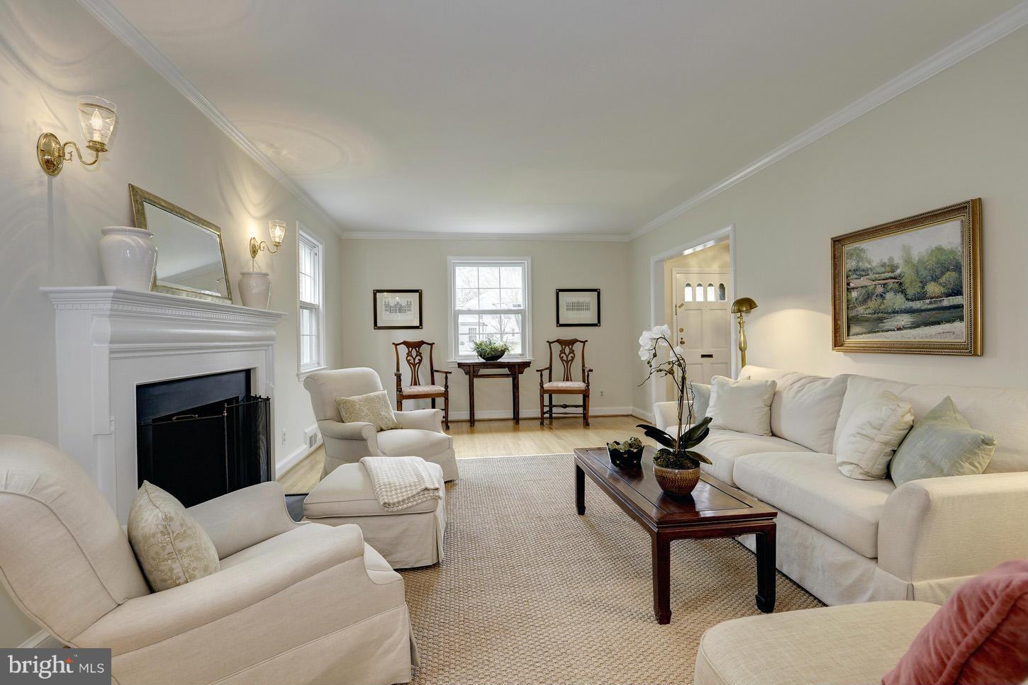 CHEVY CHASE - Residential