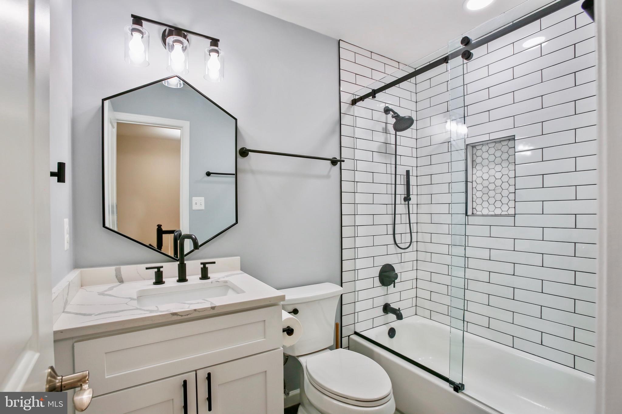 ENGLEWOOD MEWS - Residential