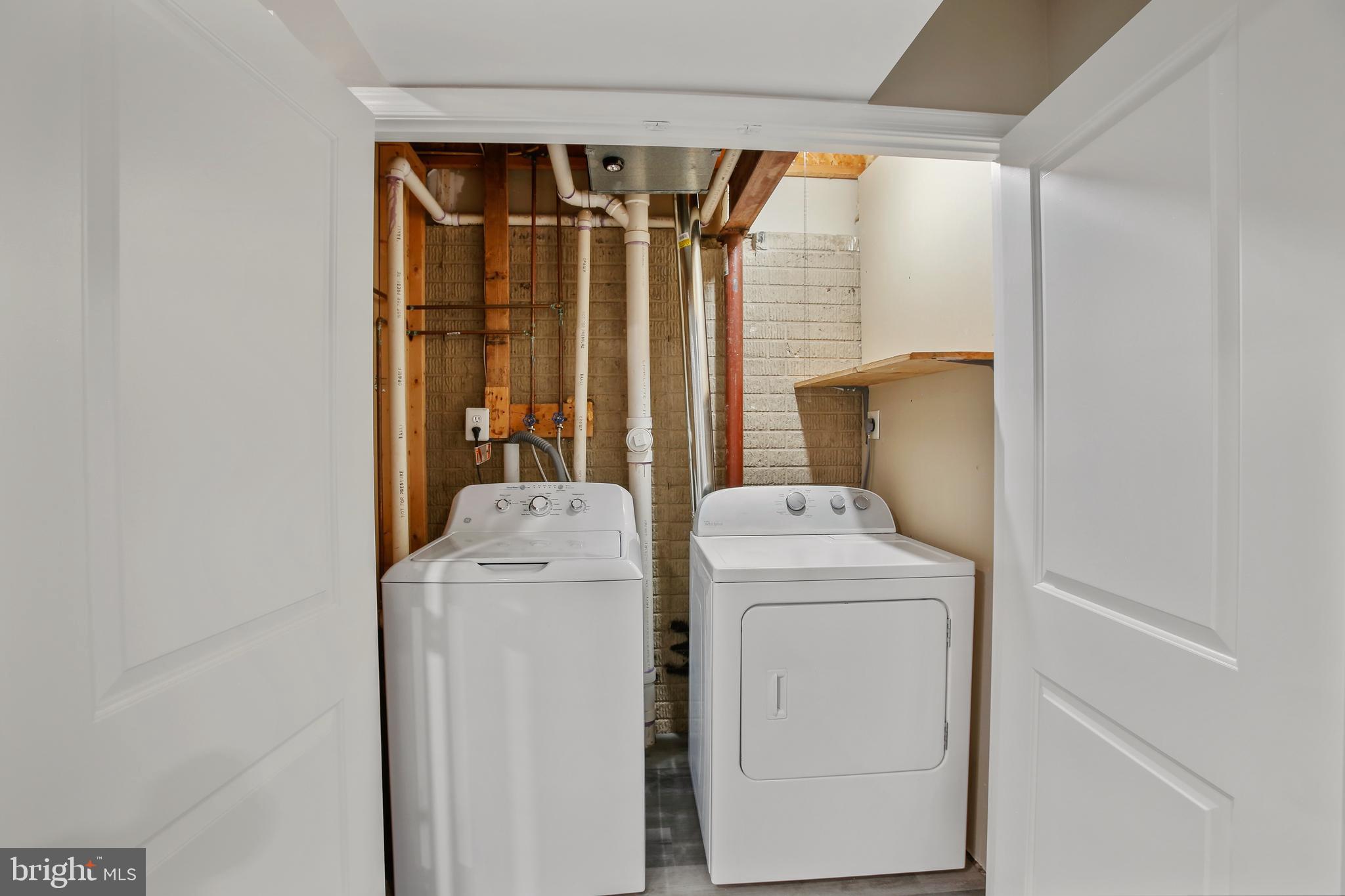 ENGLEWOOD MEWS - Residential