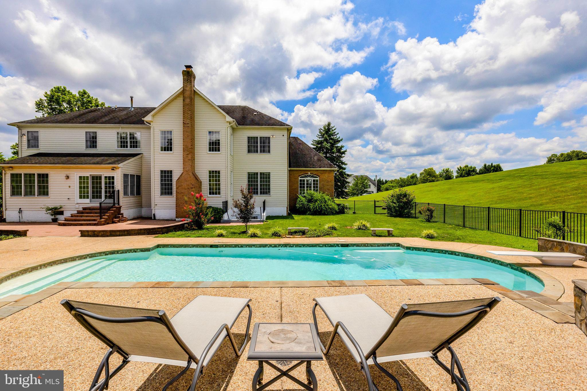 SHENSTONE - Residential