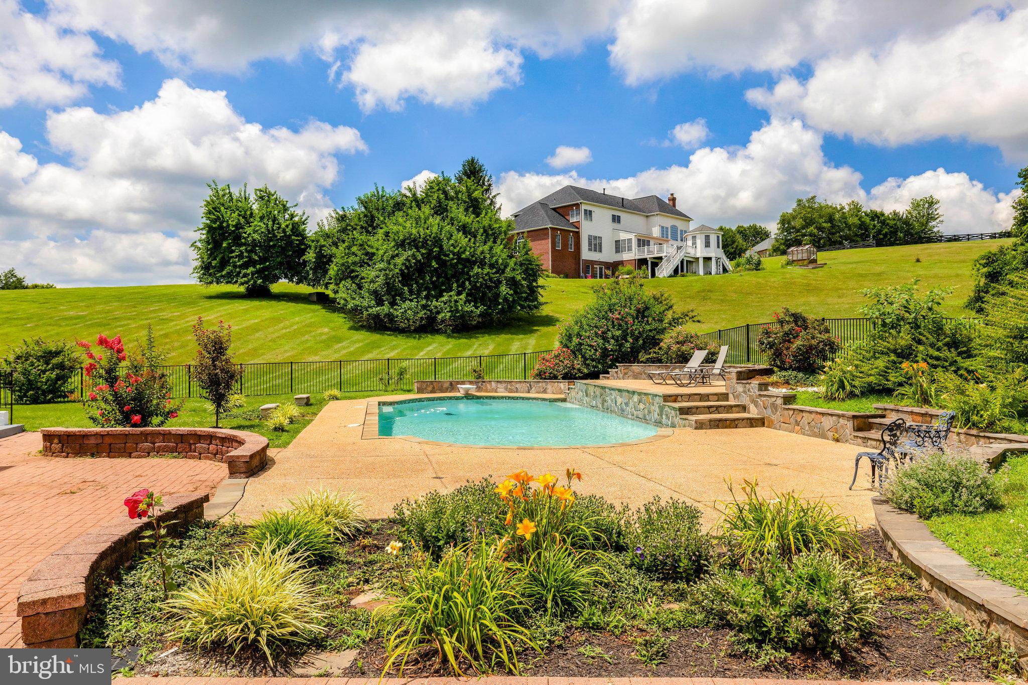 SHENSTONE - Residential