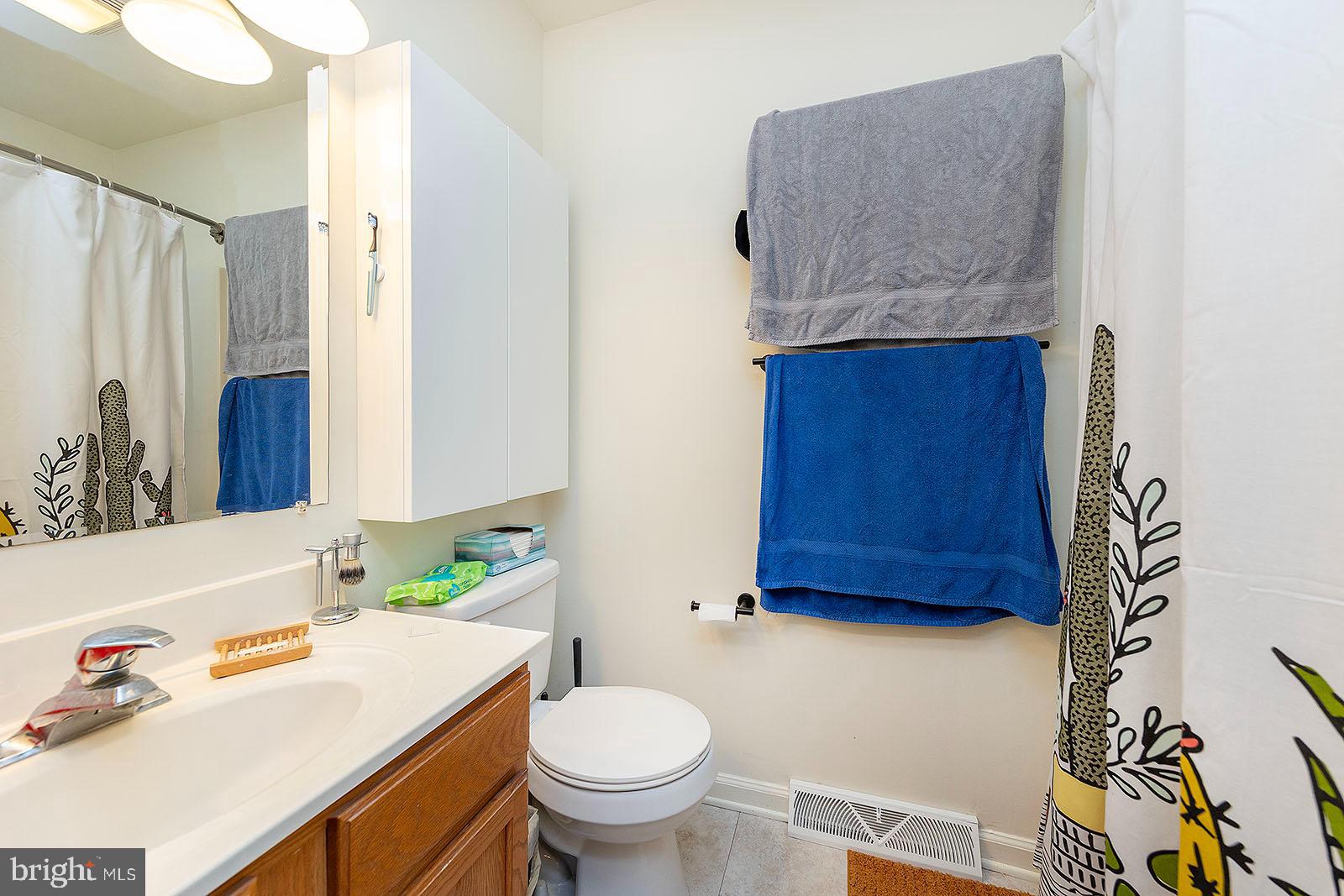 GEORGETOWN SQUARE - Residential