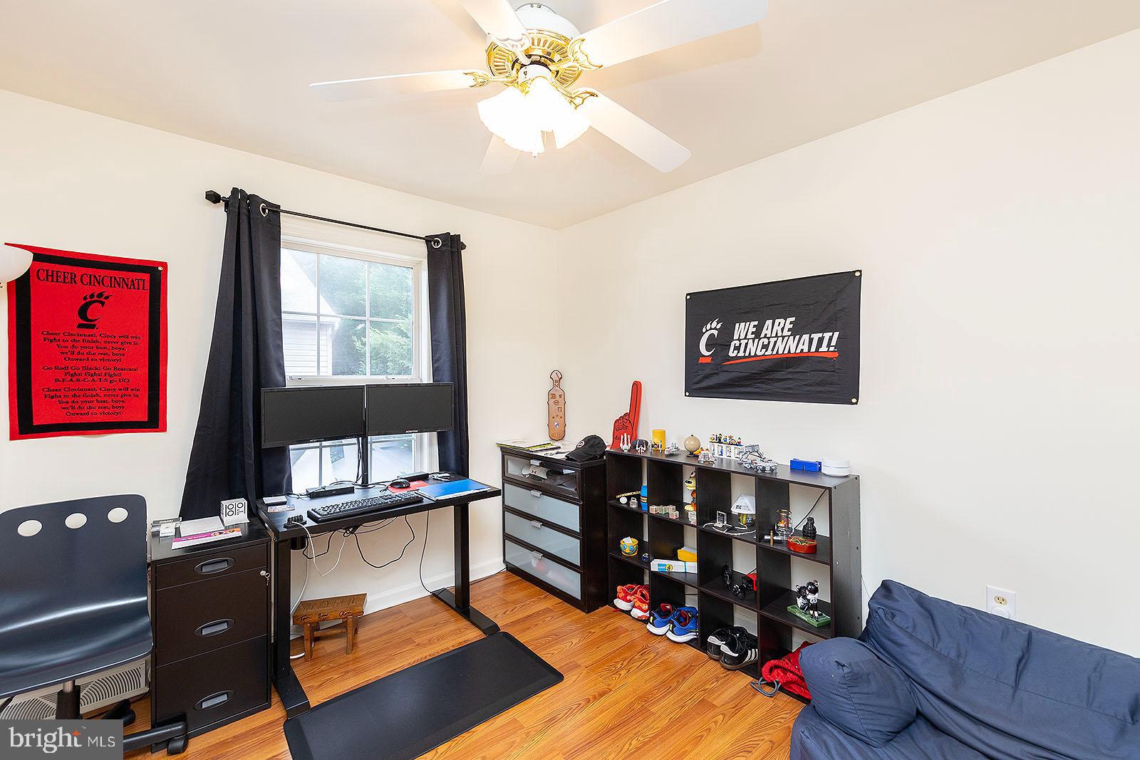 GEORGETOWN SQUARE - Residential