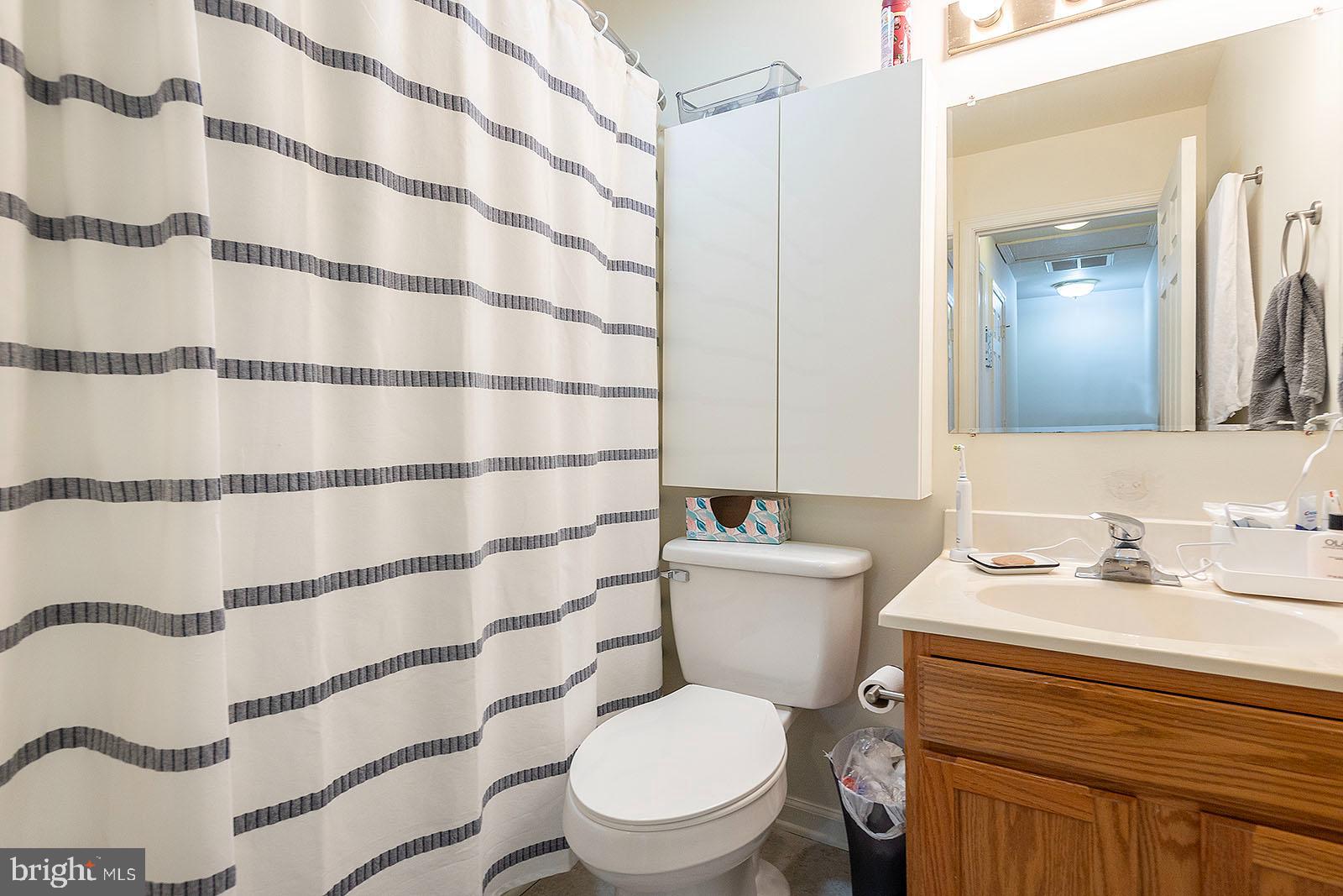 GEORGETOWN SQUARE - Residential