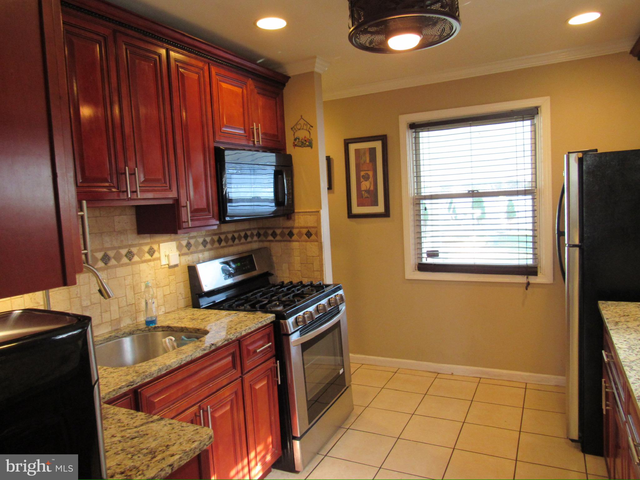 CROYDON ACRES - Residential