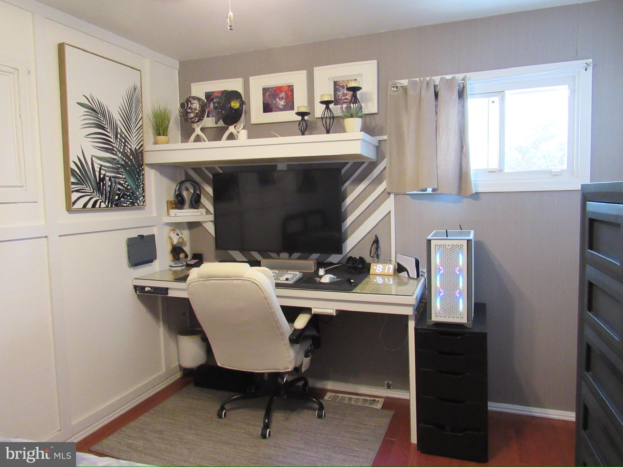 CROYDON ACRES - Residential