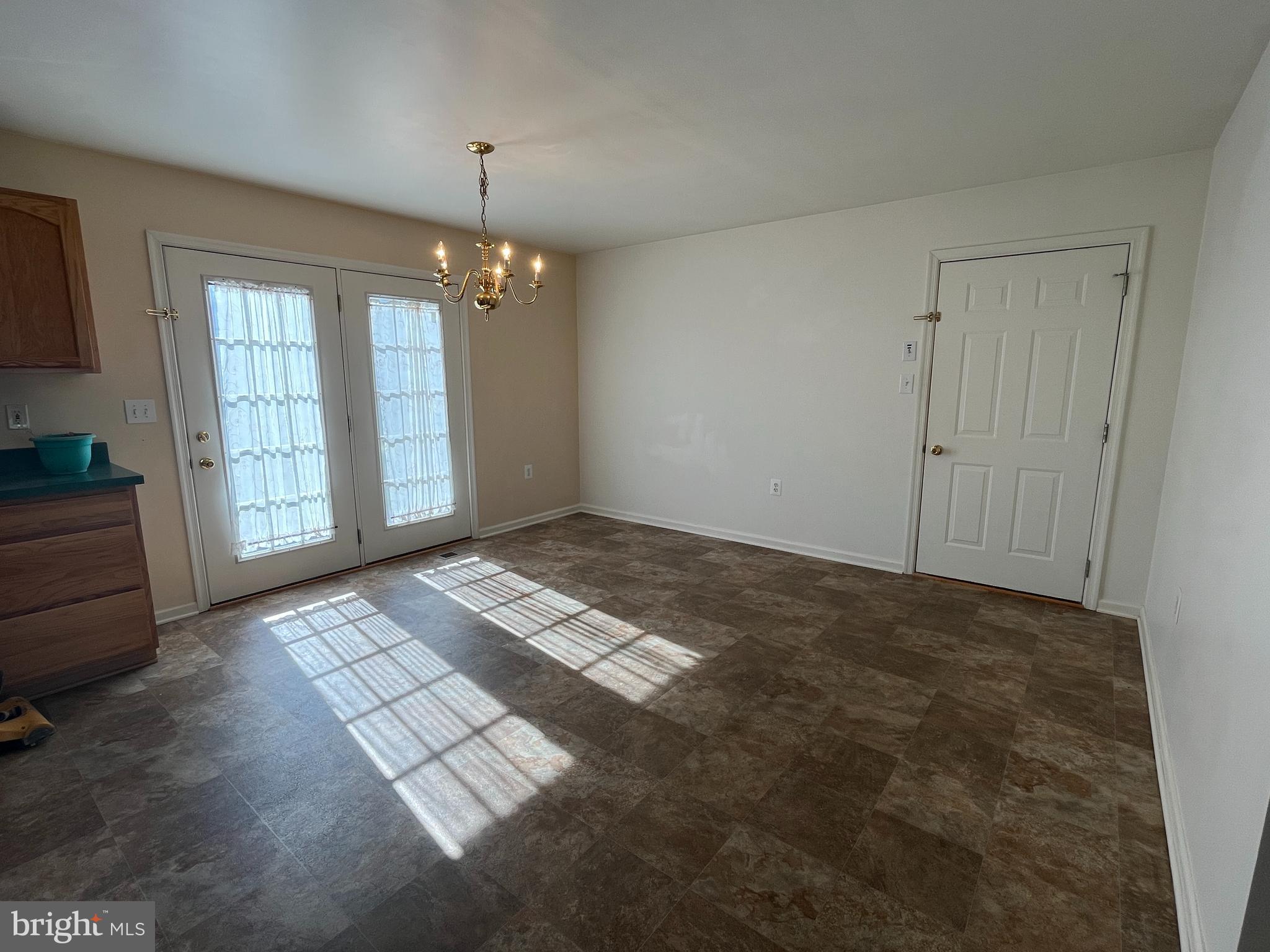 SHENANDOAH JUNCTION - Residential