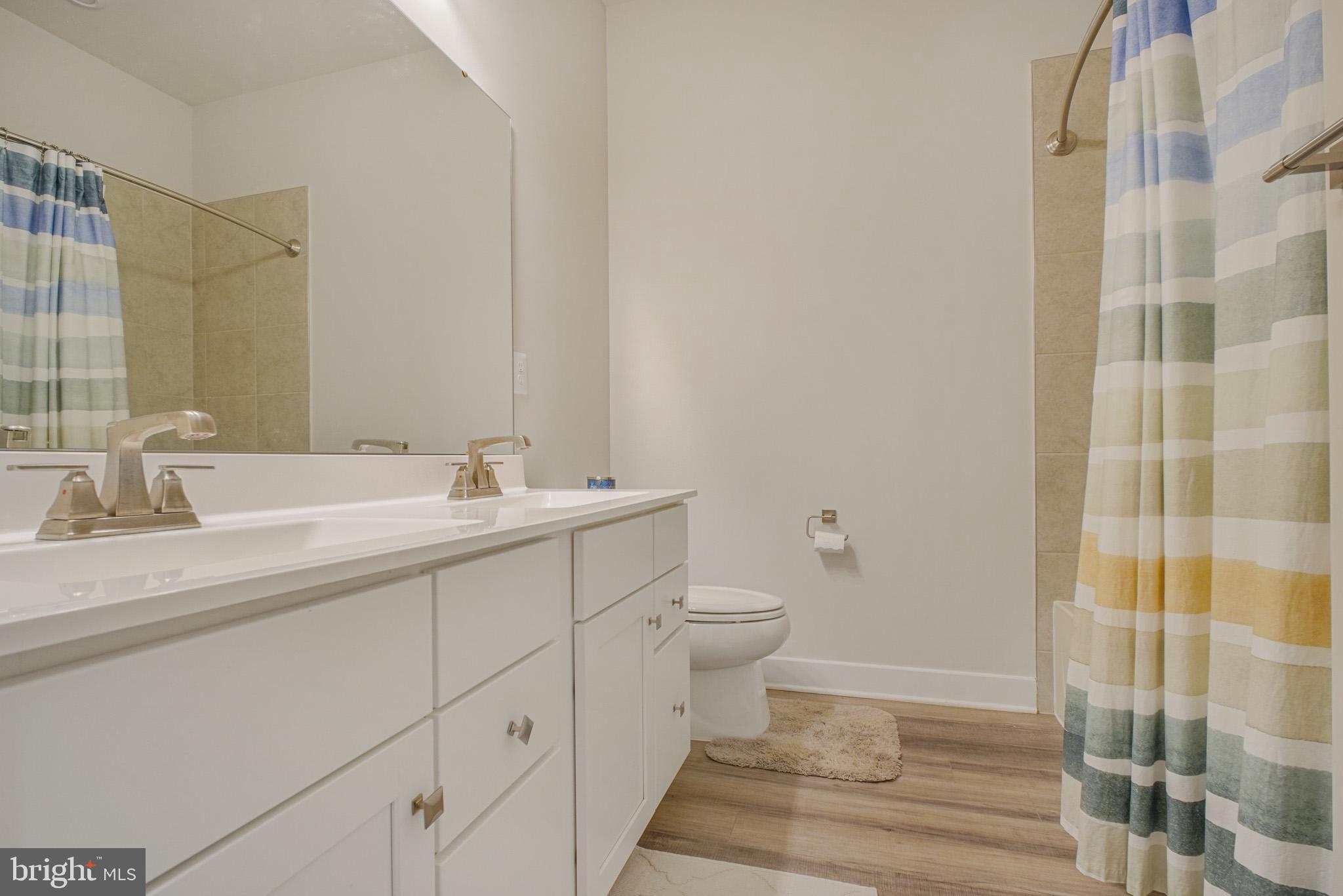 FOSTER'S GLEN - Residential