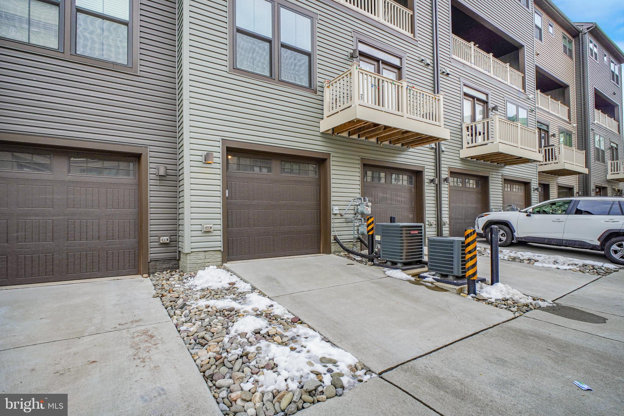 FOSTER'S GLEN - Residential