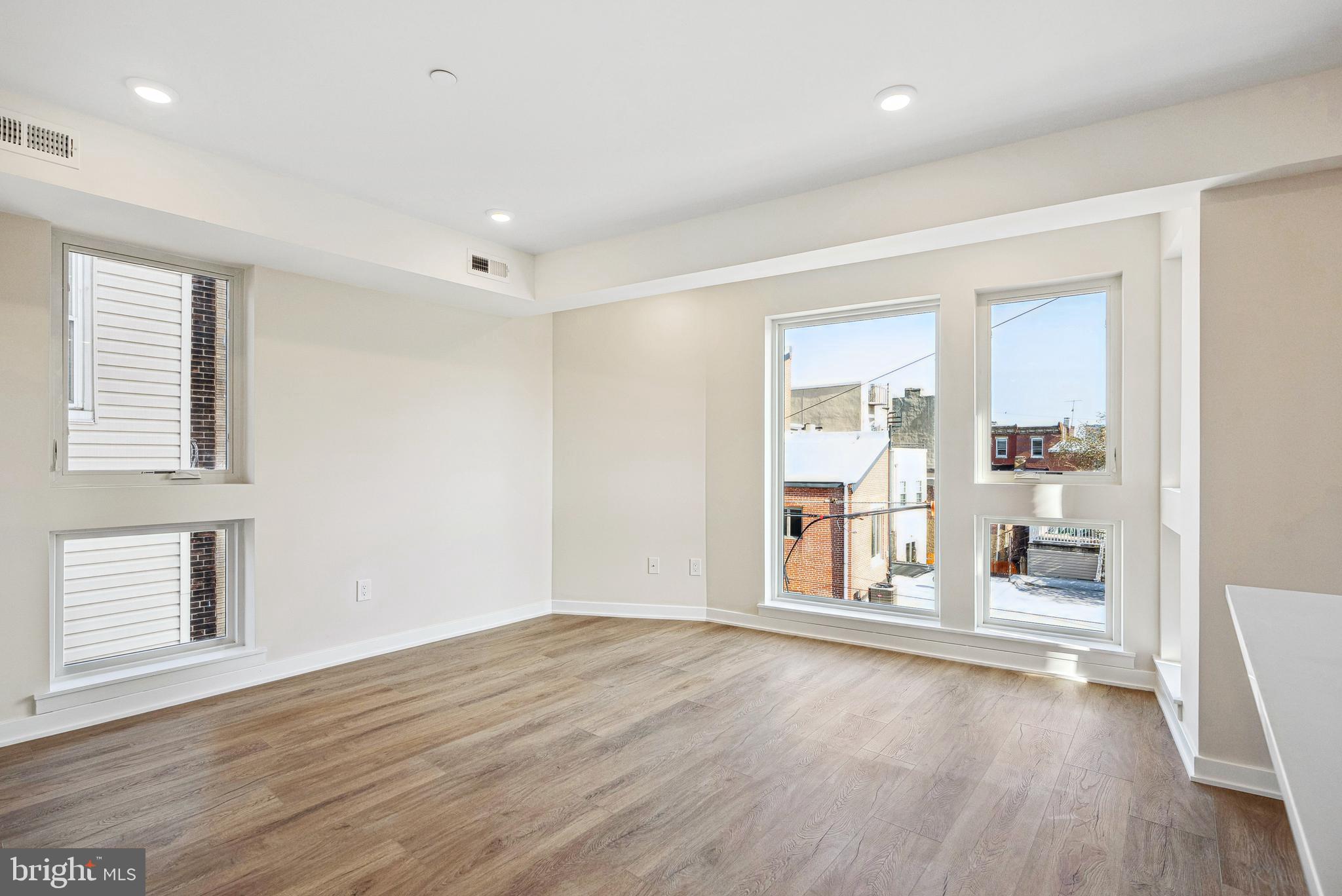 PENNSPORT - Residential Lease