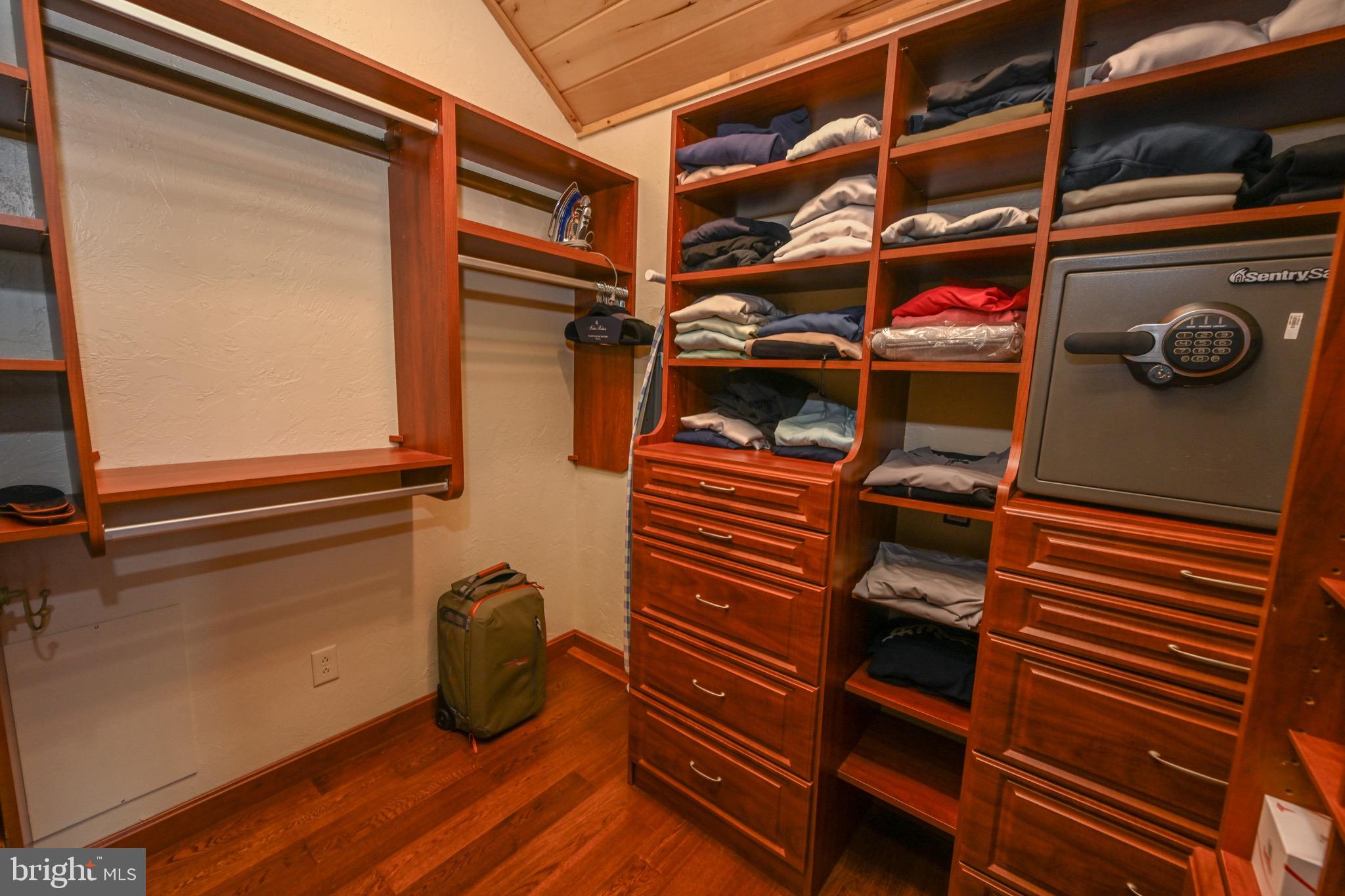 ACCIDENT - Residential