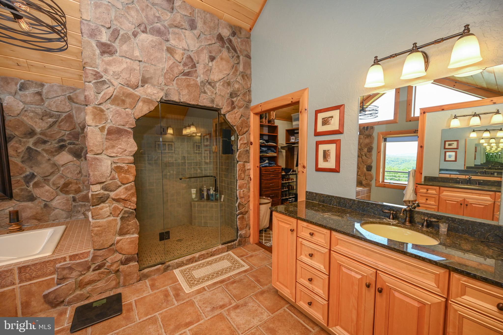 ACCIDENT - Residential