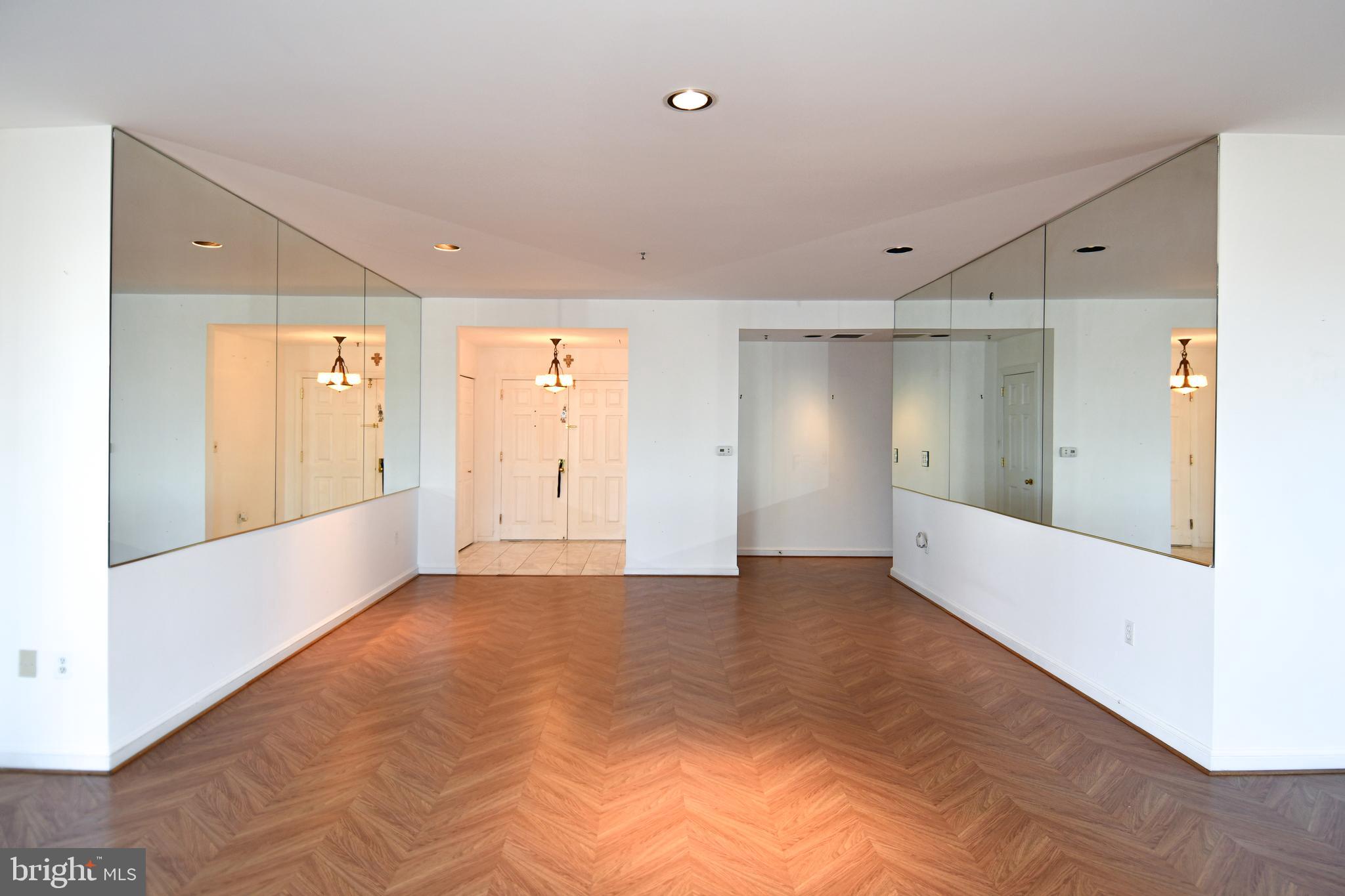 INNER HARBOR - Residential