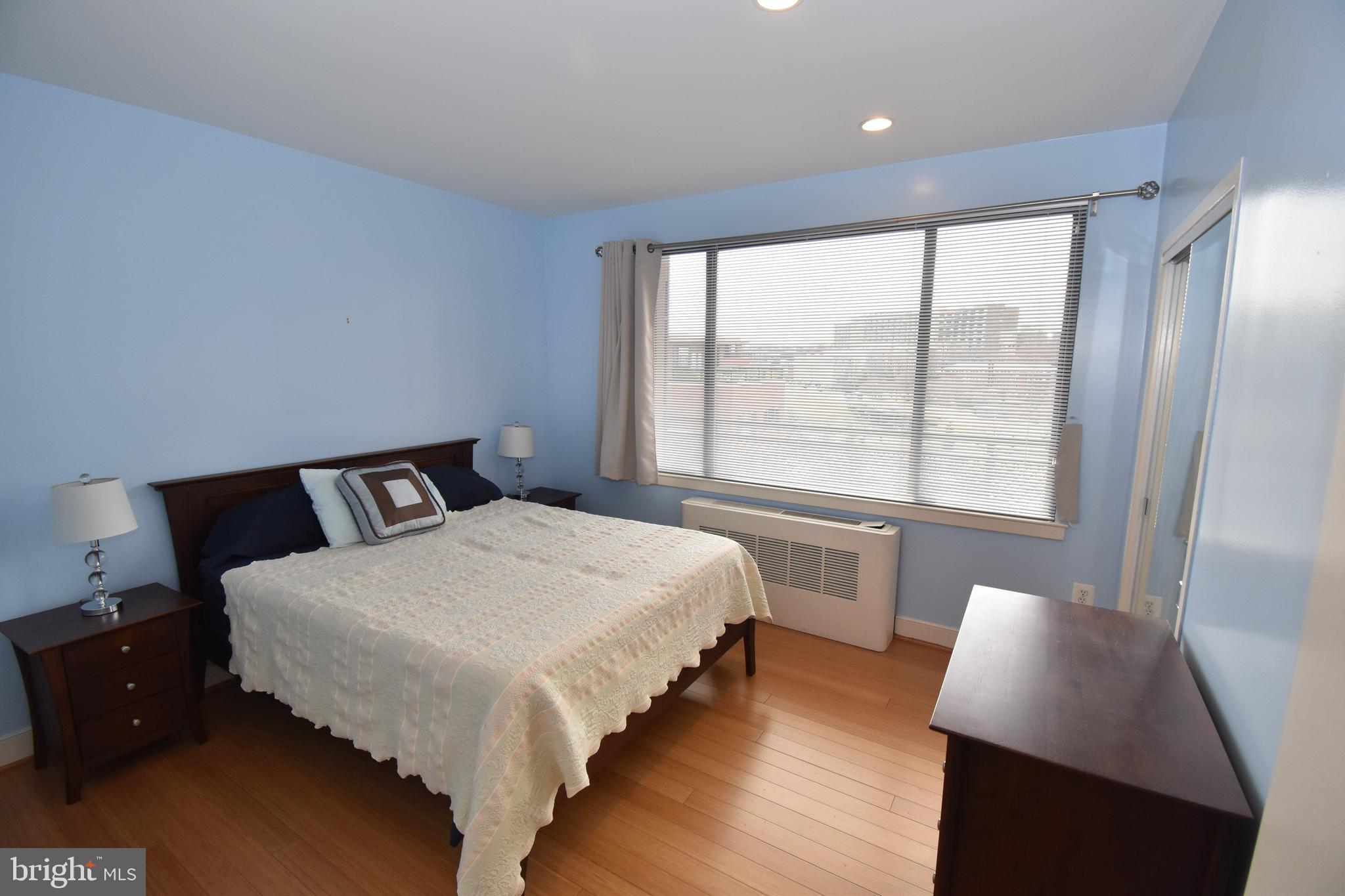 RIVER PLACE NORTH - Residential Lease