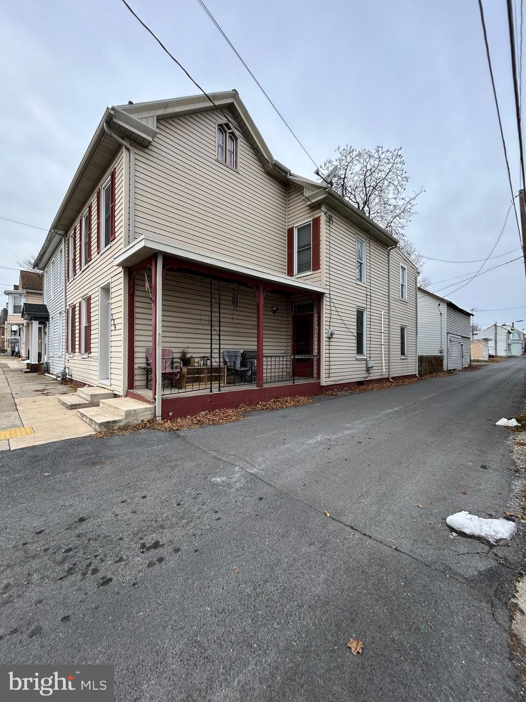 Photo of 139 E Catherine Street, CHAMBERSBURG, PA 17201 (MLS # PAFL2031534)