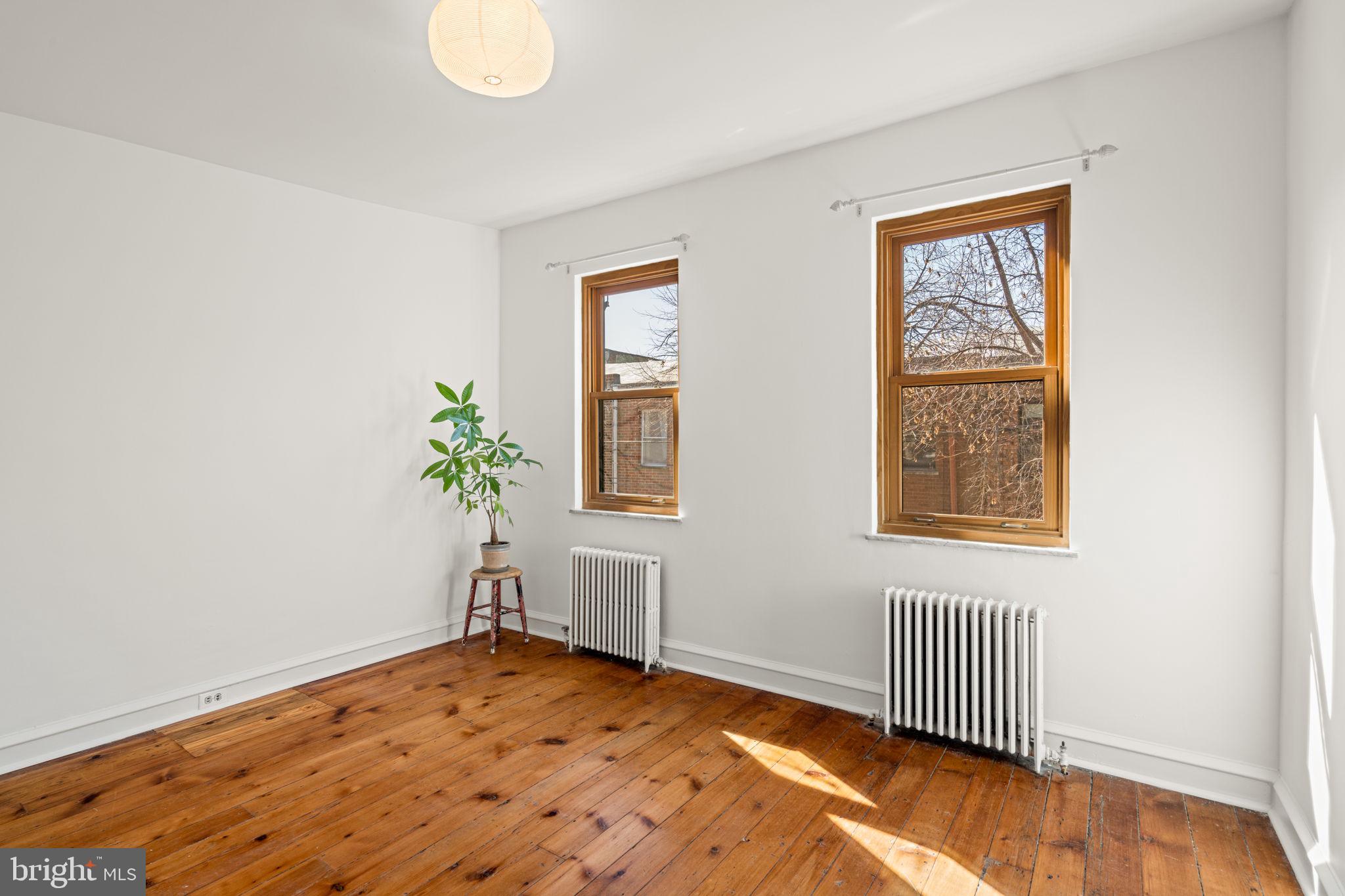 PASSYUNK SQUARE - Residential