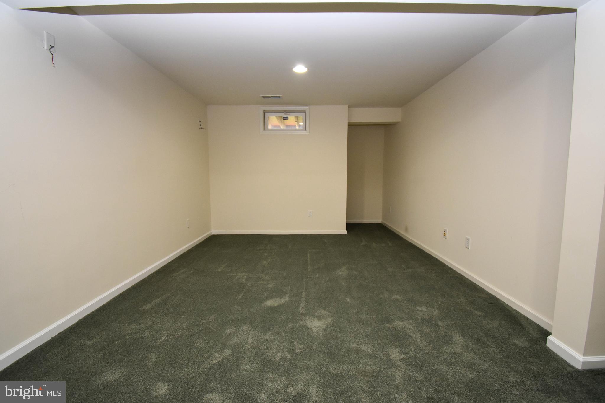 WHARTONS BLUFF - Residential