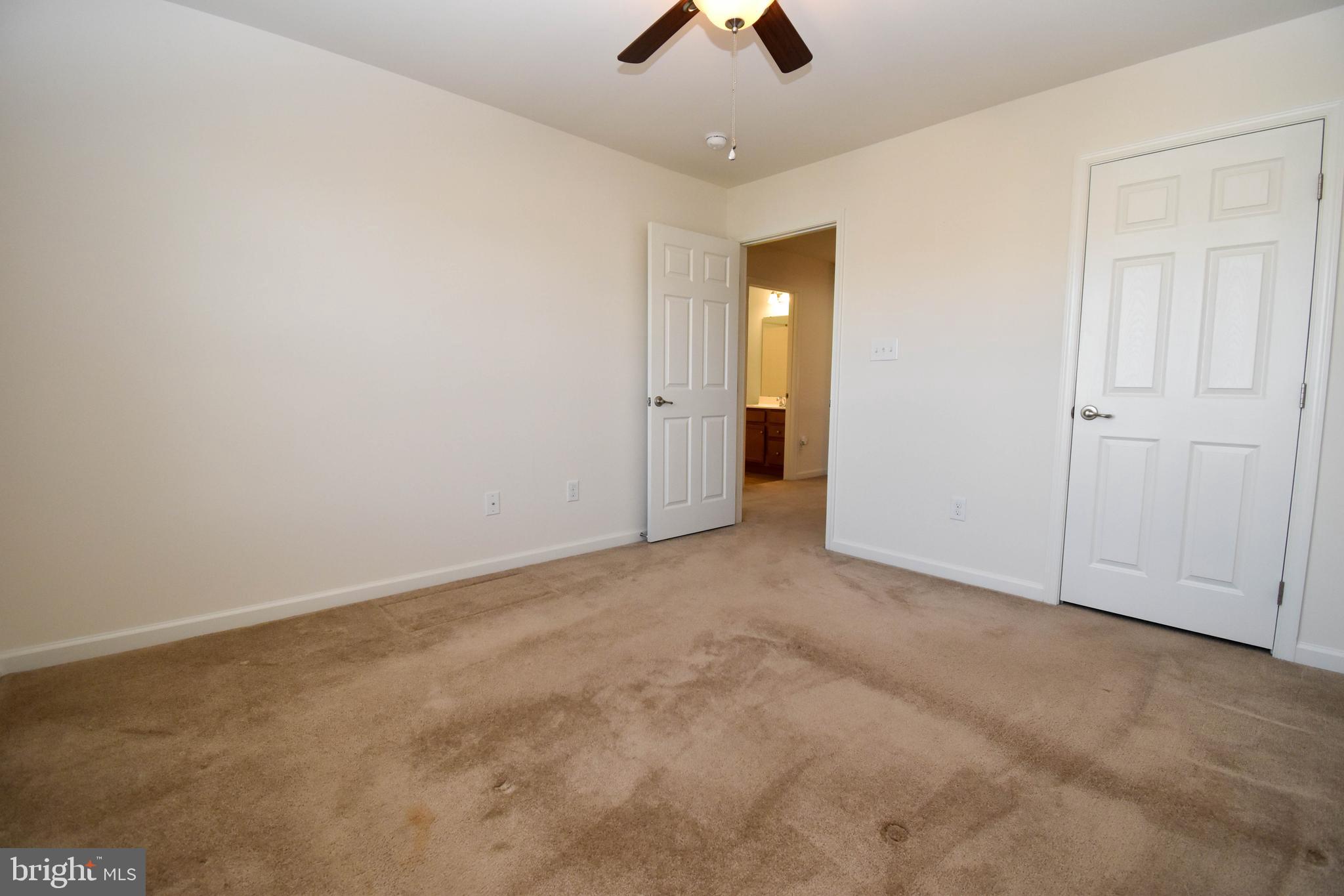 WHARTONS BLUFF - Residential