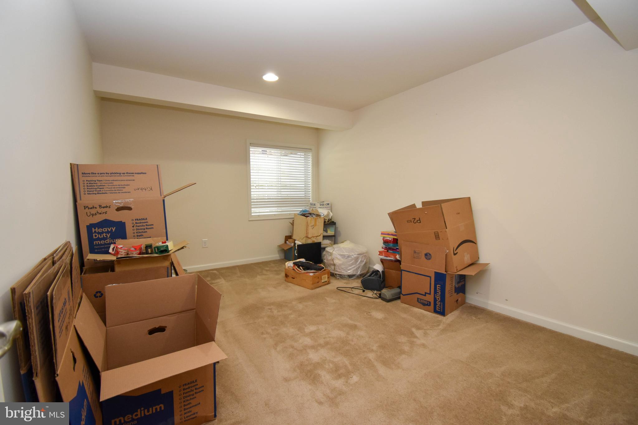 WHARTONS BLUFF - Residential