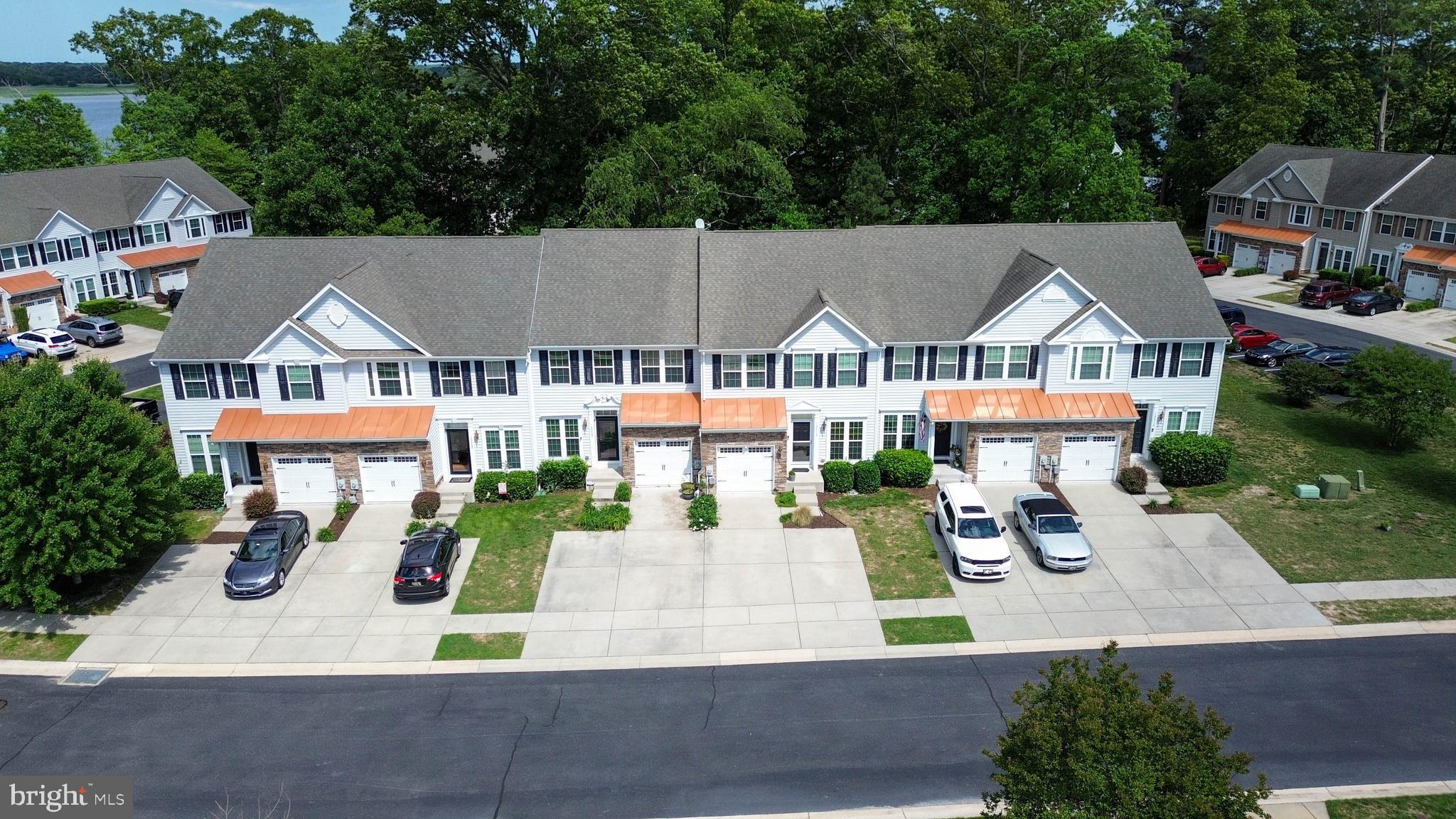 WHARTONS BLUFF - Residential