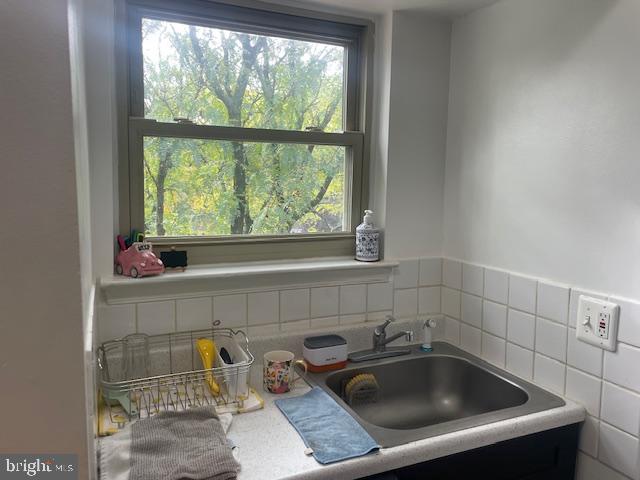 MAYFLOWER SQUARE - Residential