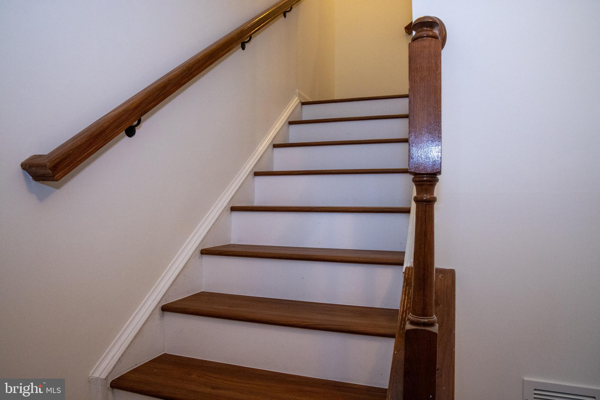 HOWARD SQUARE - Residential