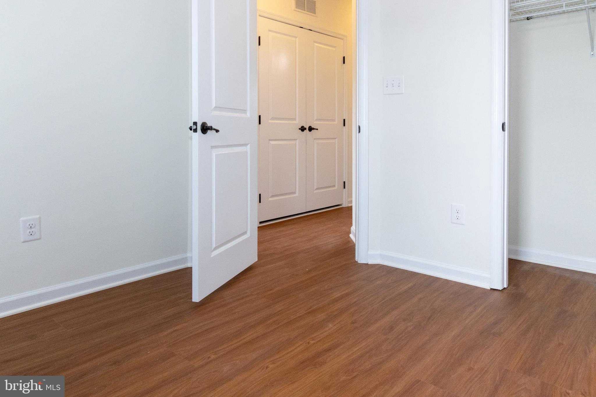 HOWARD SQUARE - Residential