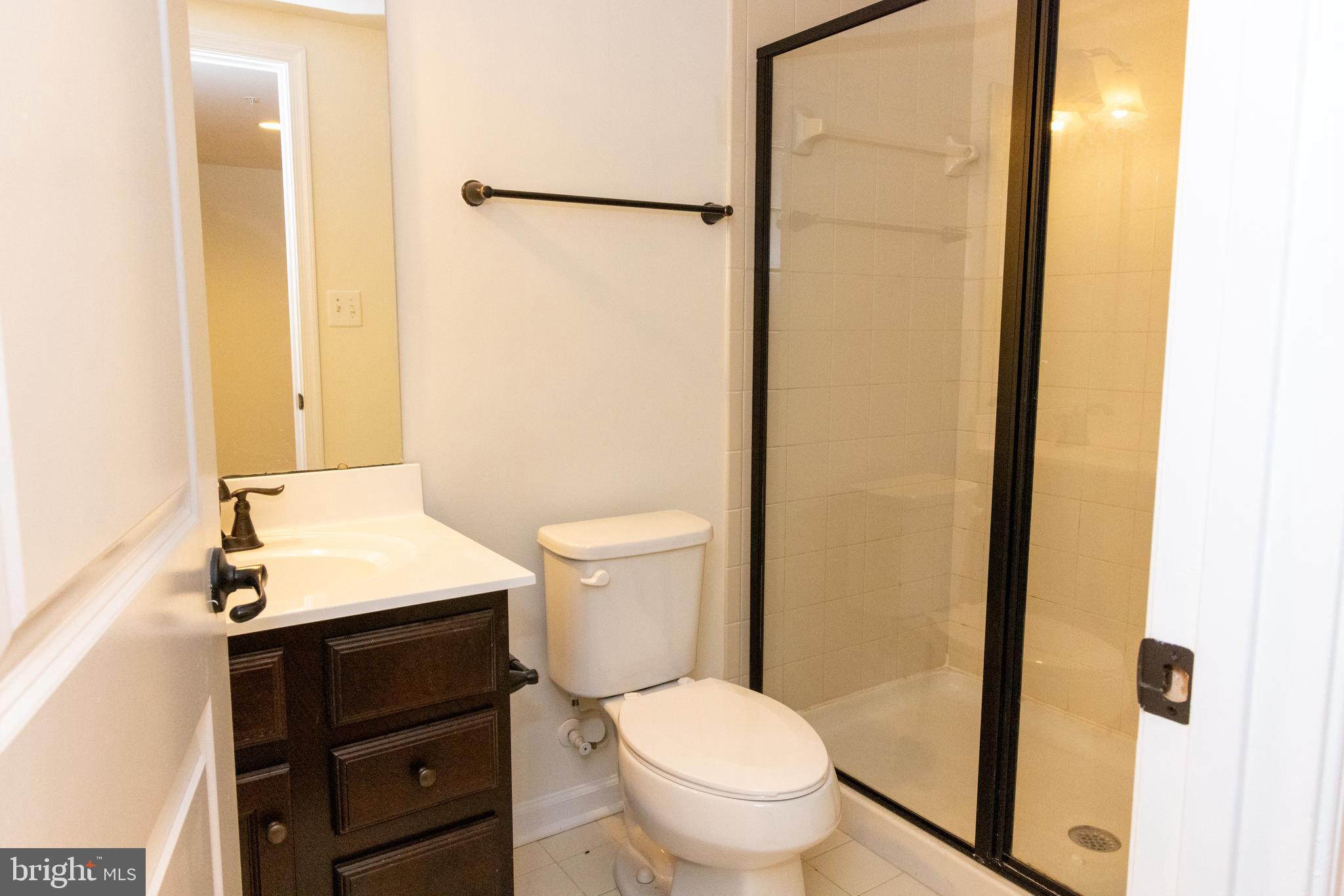 HOWARD SQUARE - Residential