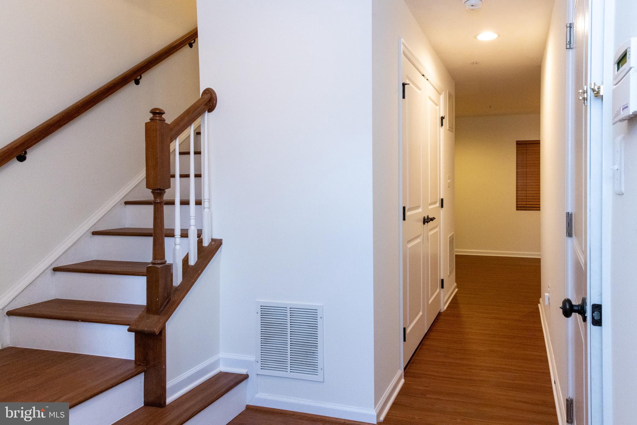 HOWARD SQUARE - Residential