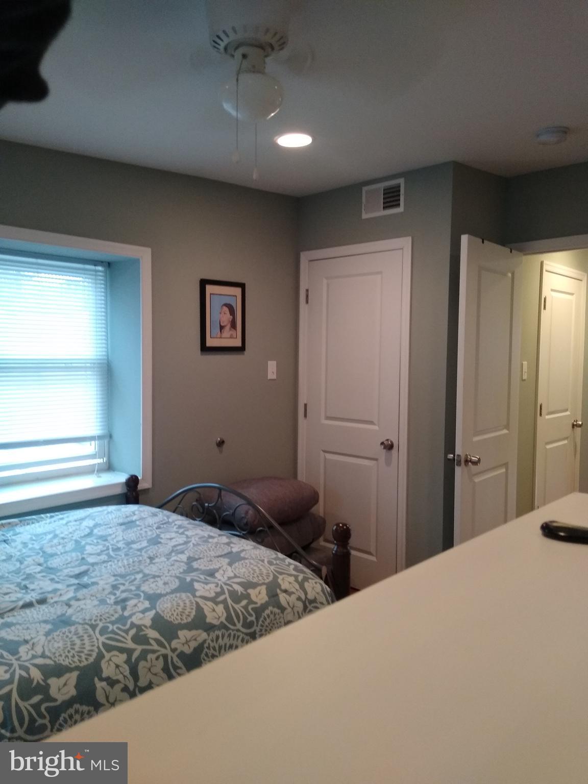 GRADUATE HOSPITAL - Residential Lease