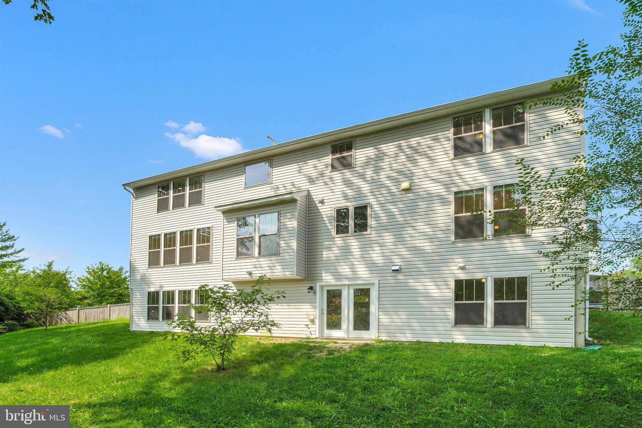 VALLEY VIEW ESTATES - Residential Lease