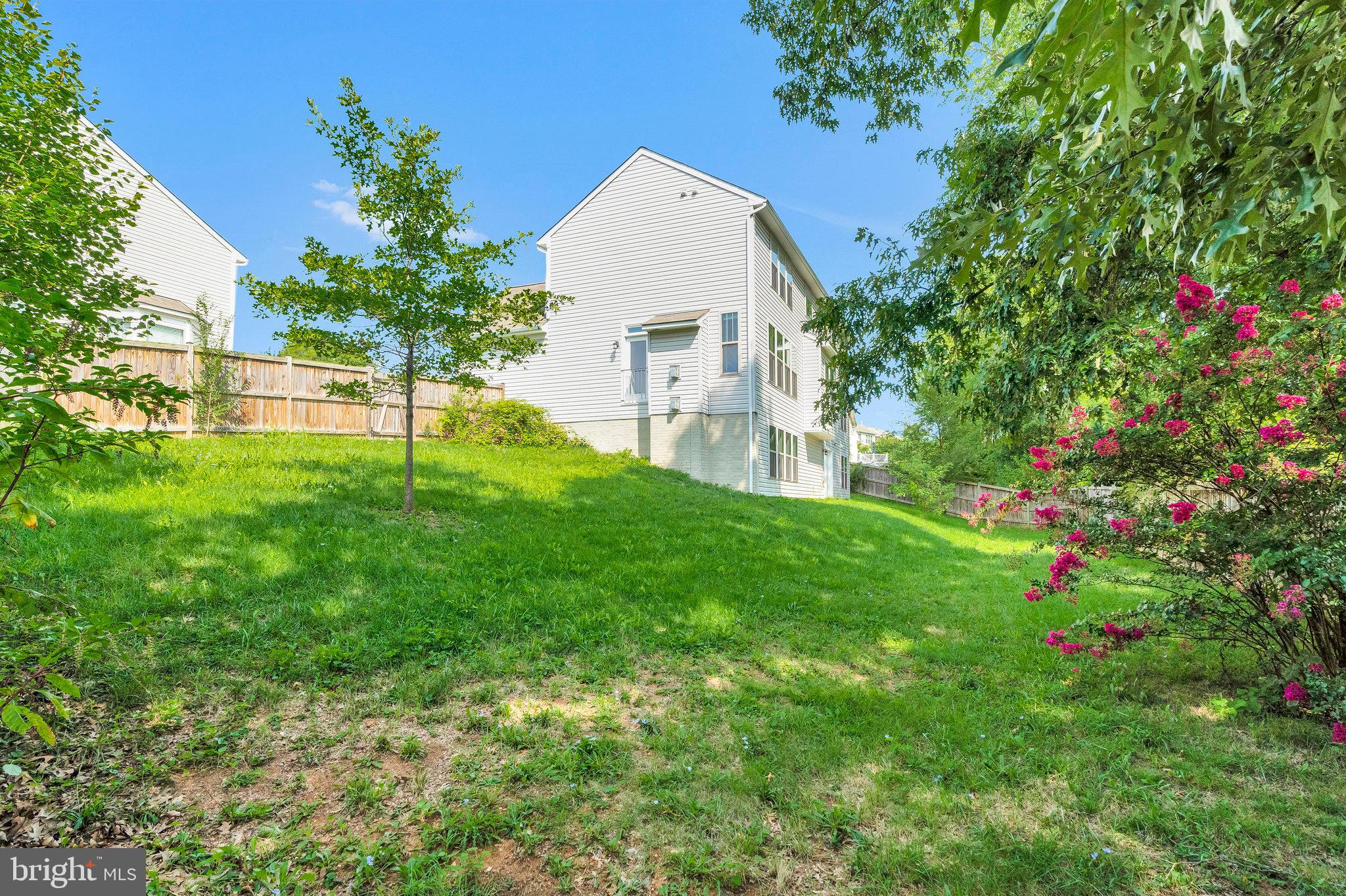 VALLEY VIEW ESTATES - Residential Lease