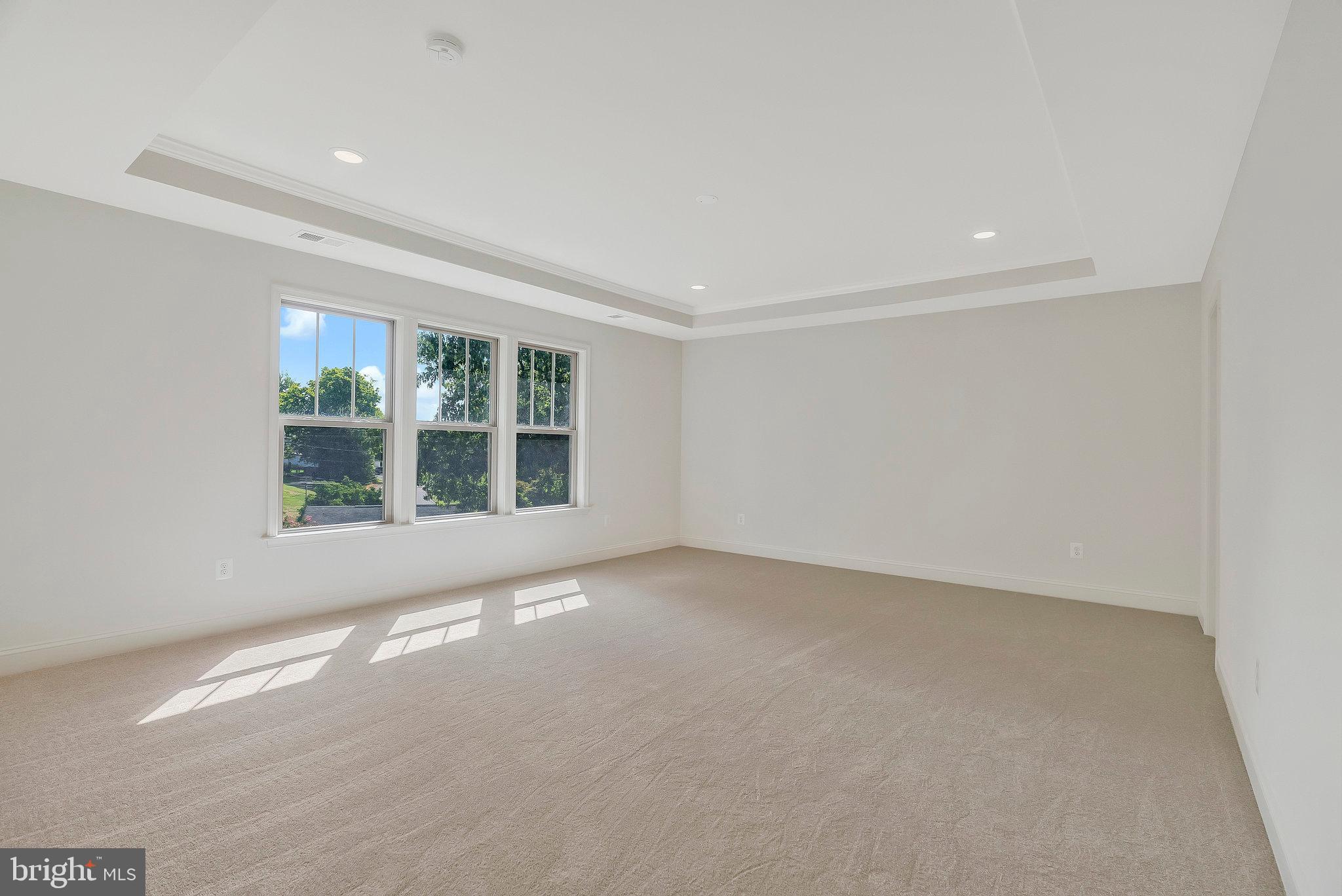 VALLEY VIEW ESTATES - Residential Lease