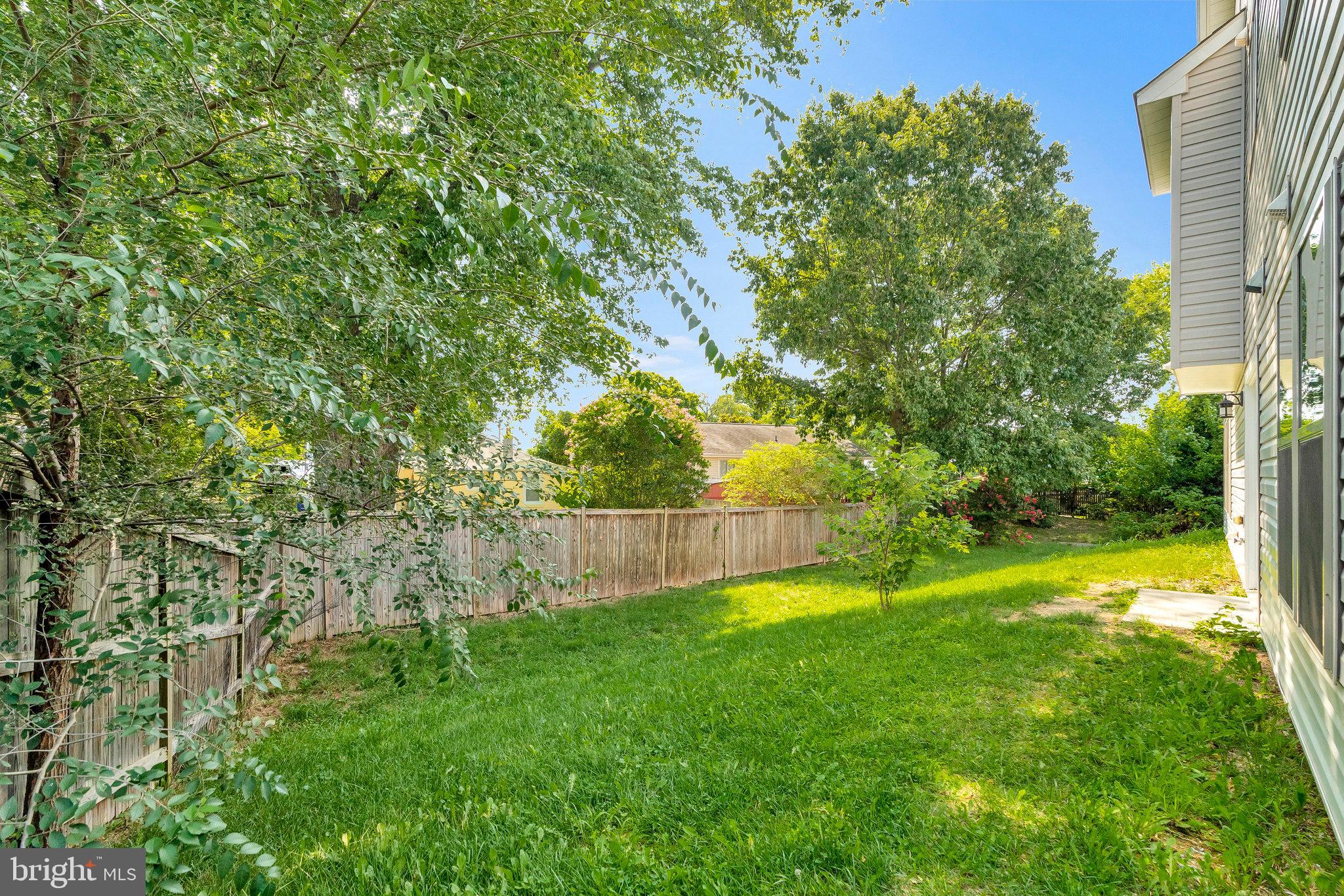 VALLEY VIEW ESTATES - Residential Lease