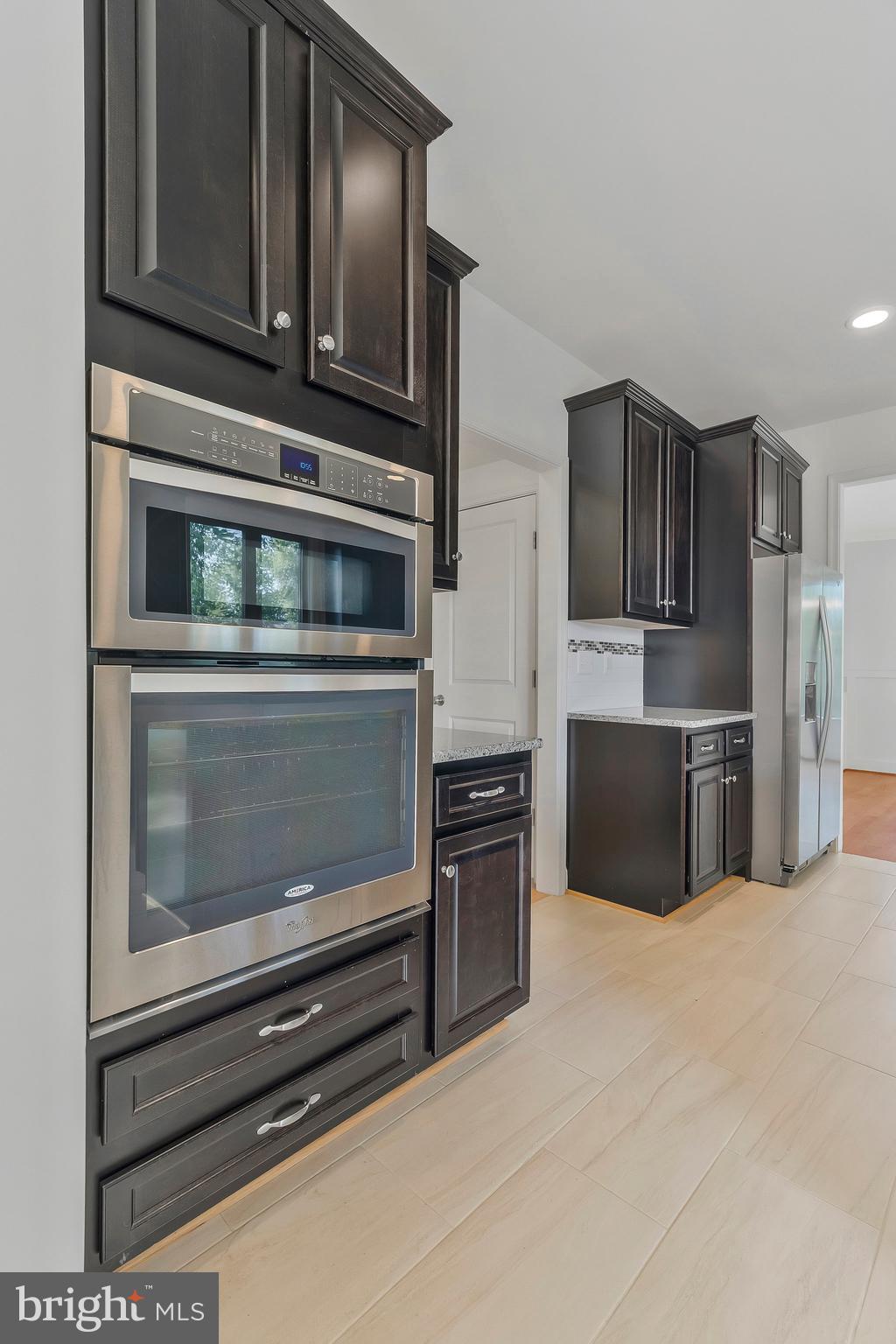 VALLEY VIEW ESTATES - Residential Lease